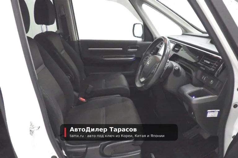 Honda Stepwgn — реальное фото автомобиля, привезённого «АвтоДилер Тарасов»