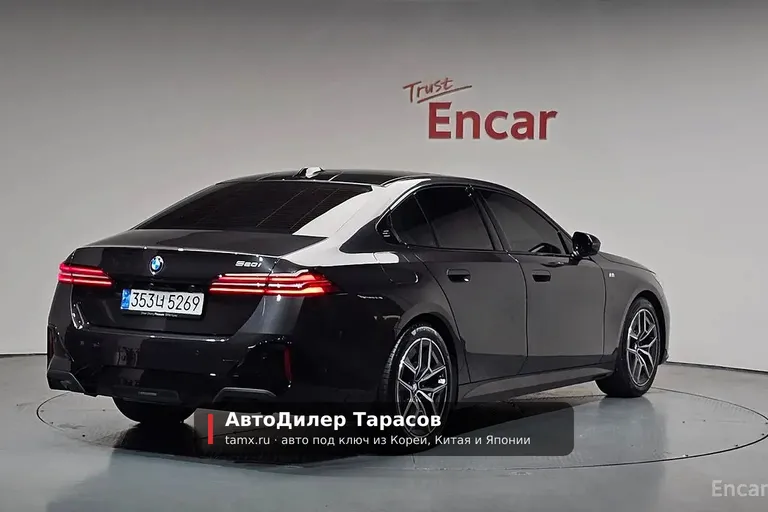BMW 5-Series — реальное фото автомобиля, привезённого «АвтоДилер Тарасов»