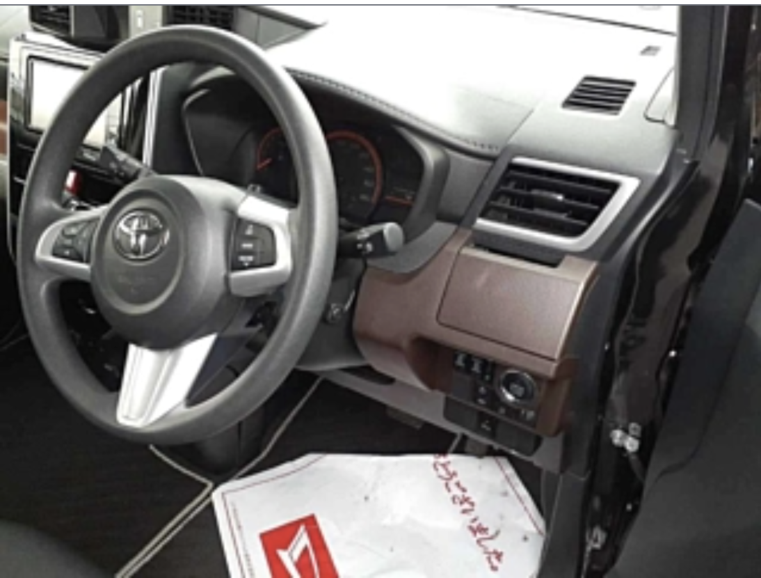 Toyota Roomy 2016 - 2020 — 1 поколение
