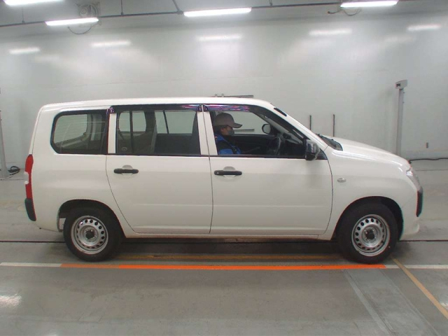 Toyota Probox 1 поколение рестайлинг