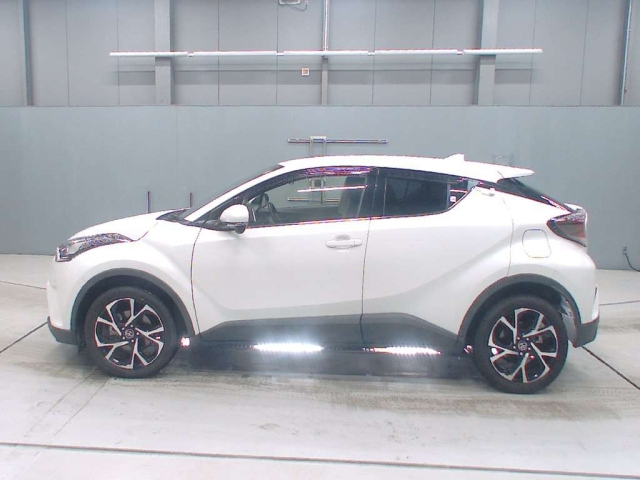 Toyota CH-R 1 поколение рестайлинг