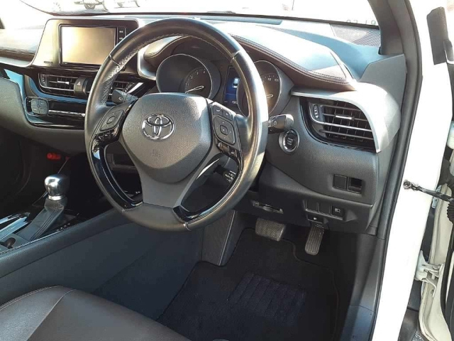 Toyota CH-R 1 поколение рестайлинг