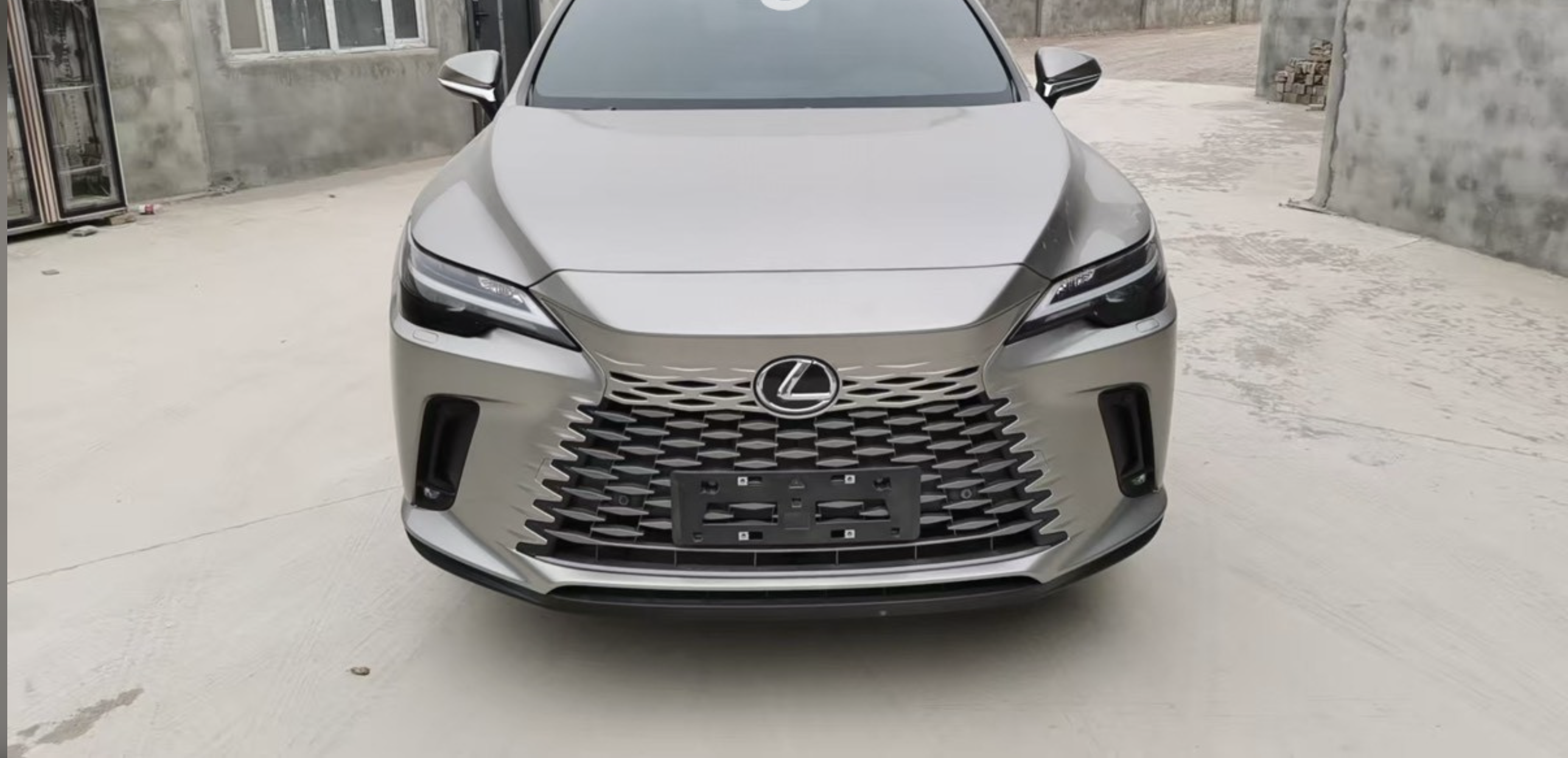 Lexus Rx300 ( Серебро на чёрном )