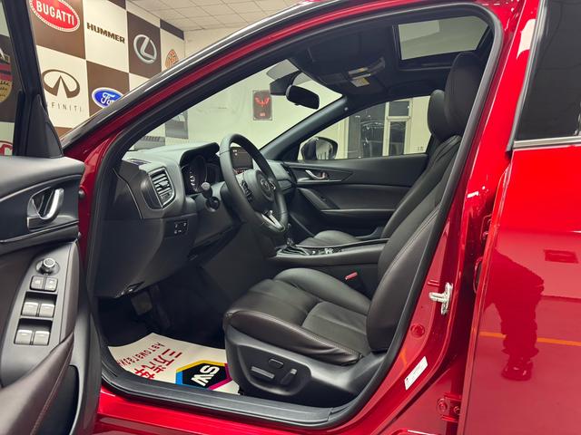 Mazda CX-4
