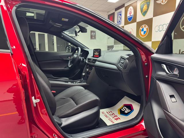 Mazda CX-4