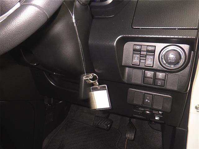 Toyota Roomy 1 поколение рестайлинг