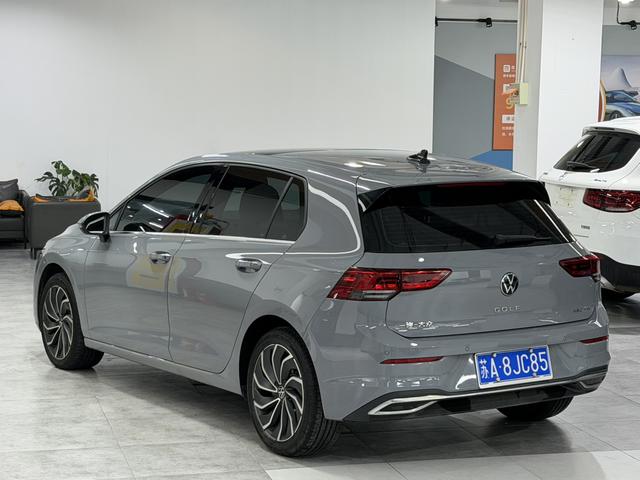 Volkswagen Golf 2019 - 2024, Mk8 — 8 поколение