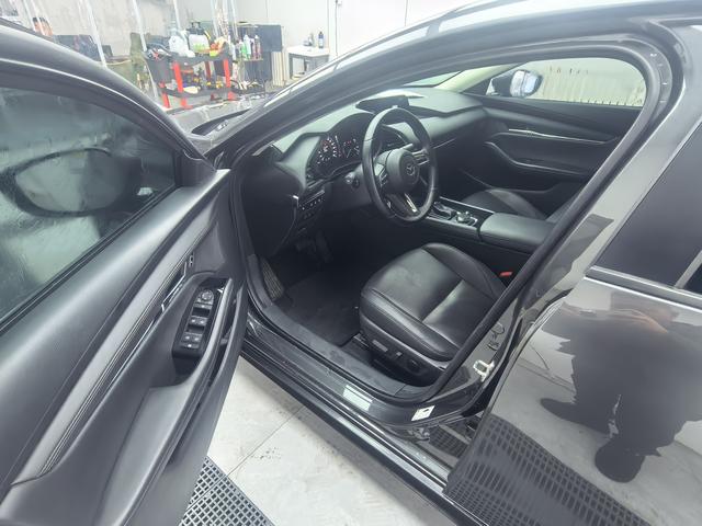 Mazda Axela 4 поколение