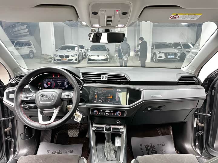 Audi Q3 2021 - н.в. — 2 поколение
