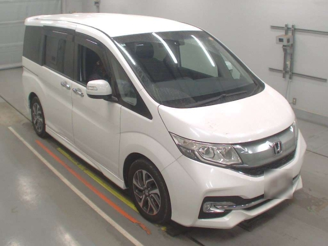 Honda Stepwgn 2015 - 2017 — 5 поколение