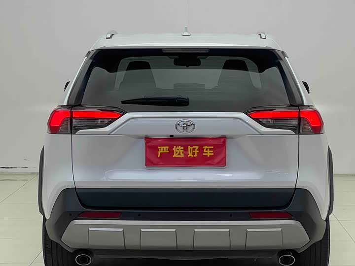 Toyota Rav4 5