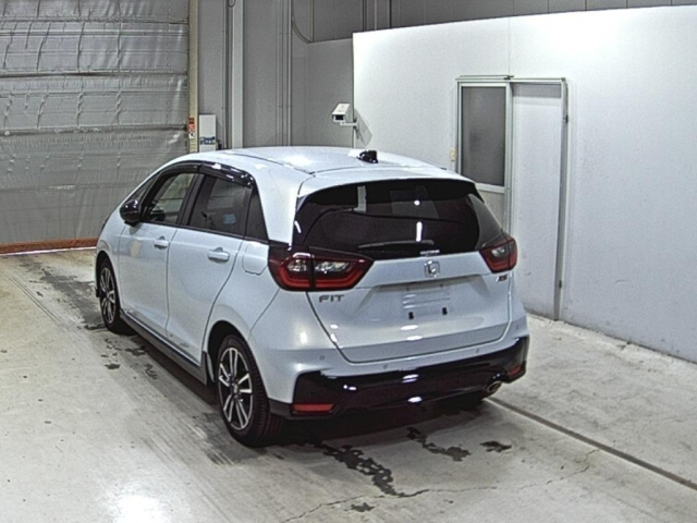 Honda Fit 4 поколение рестайлинг