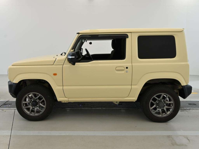 Suzuki Jimny 2018 - н.в., JC74/JB64 — 4 поколение