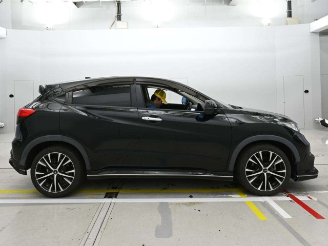 Honda Vezel 1 поколение