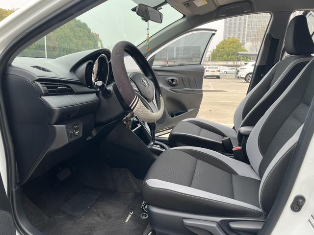 Toyota Yaris L