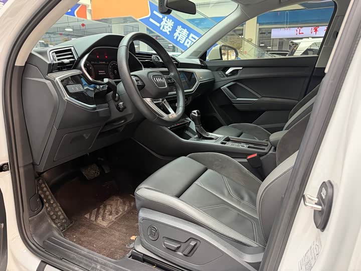 Audi Q3 Sportback 2 поколение