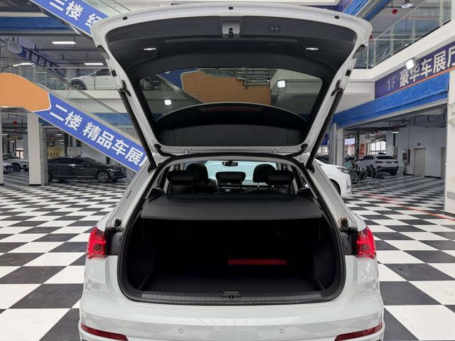 Audi 3 2 поколение