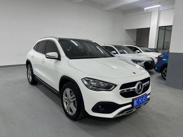 Mercedes-Benz GLA-Class