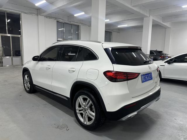 Mercedes-Benz GLA-Class