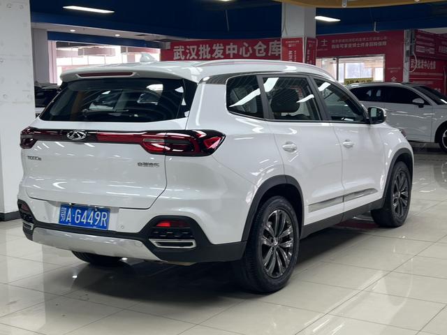 Chery Tiggo 8