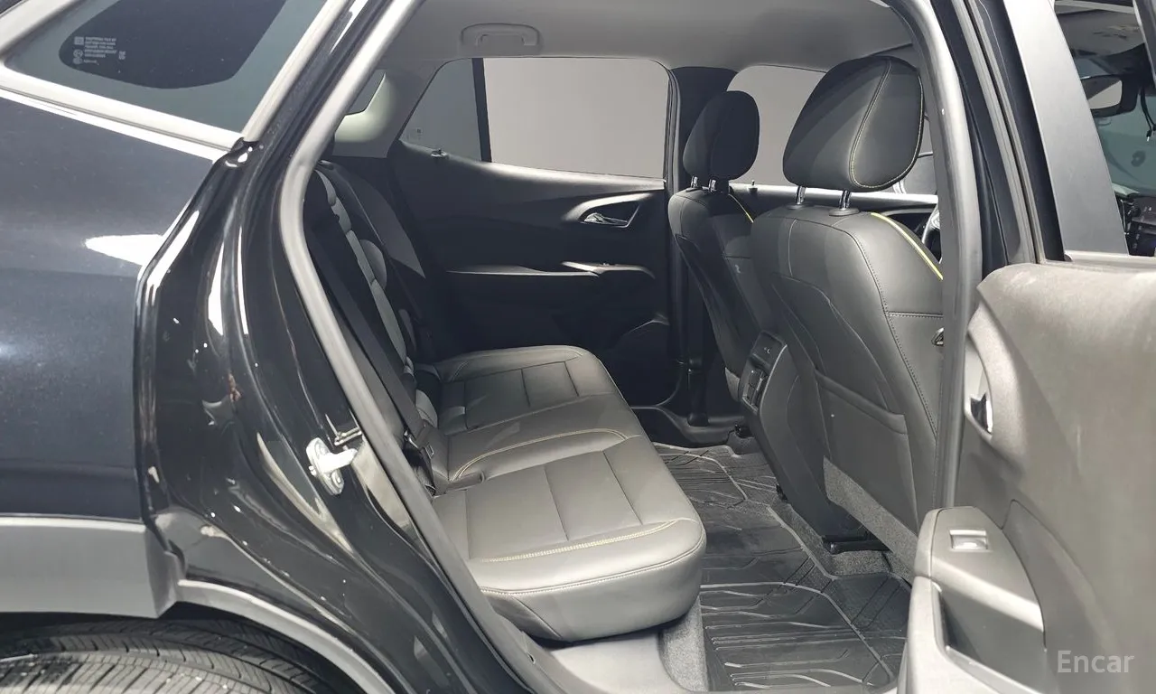 Chevrolet Trax 2022 - н.в. — 2 поколение