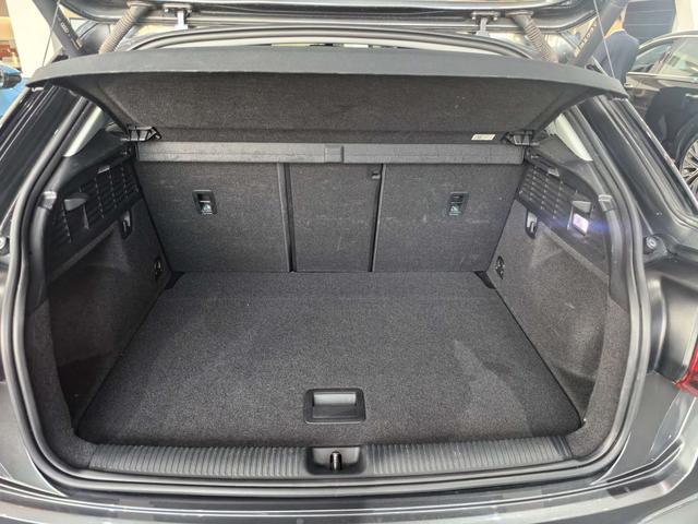 Audi Q2 1 поколение