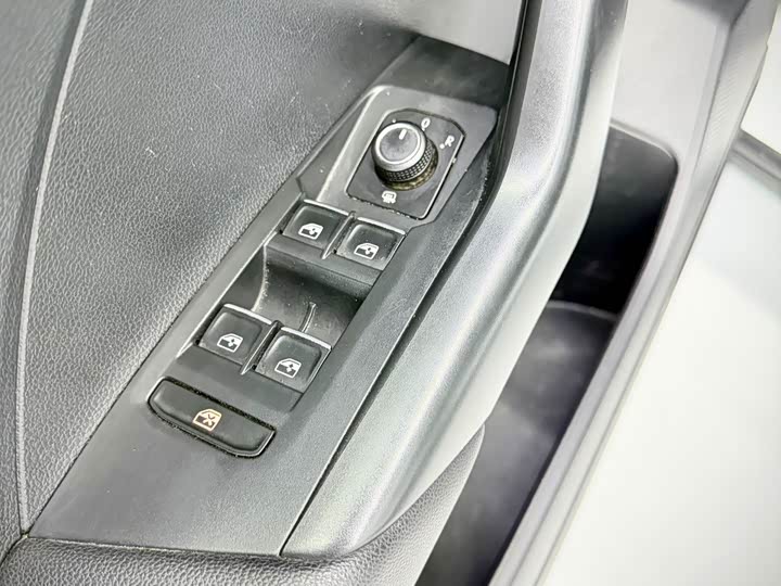 Volkswagen Tacqua