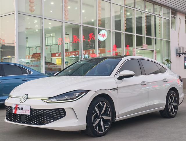Volkswagen Lamando L