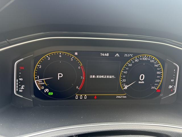 Volkswagen T-ROC 1 поколение