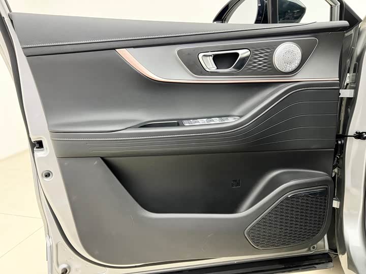 Omoda C5