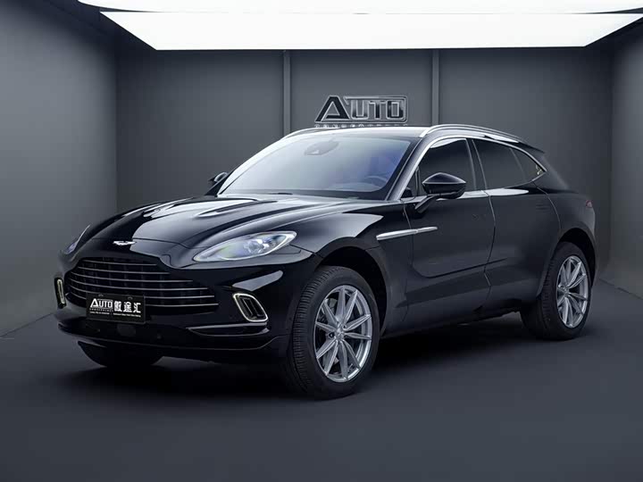 Aston Martin DBX