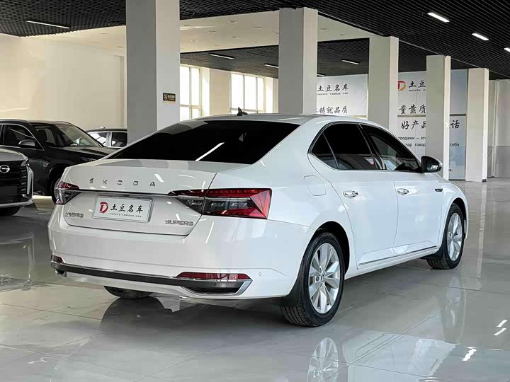 Skoda Superb