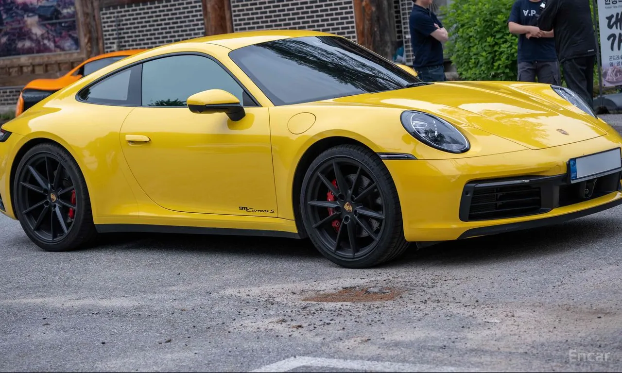 Porsche 911