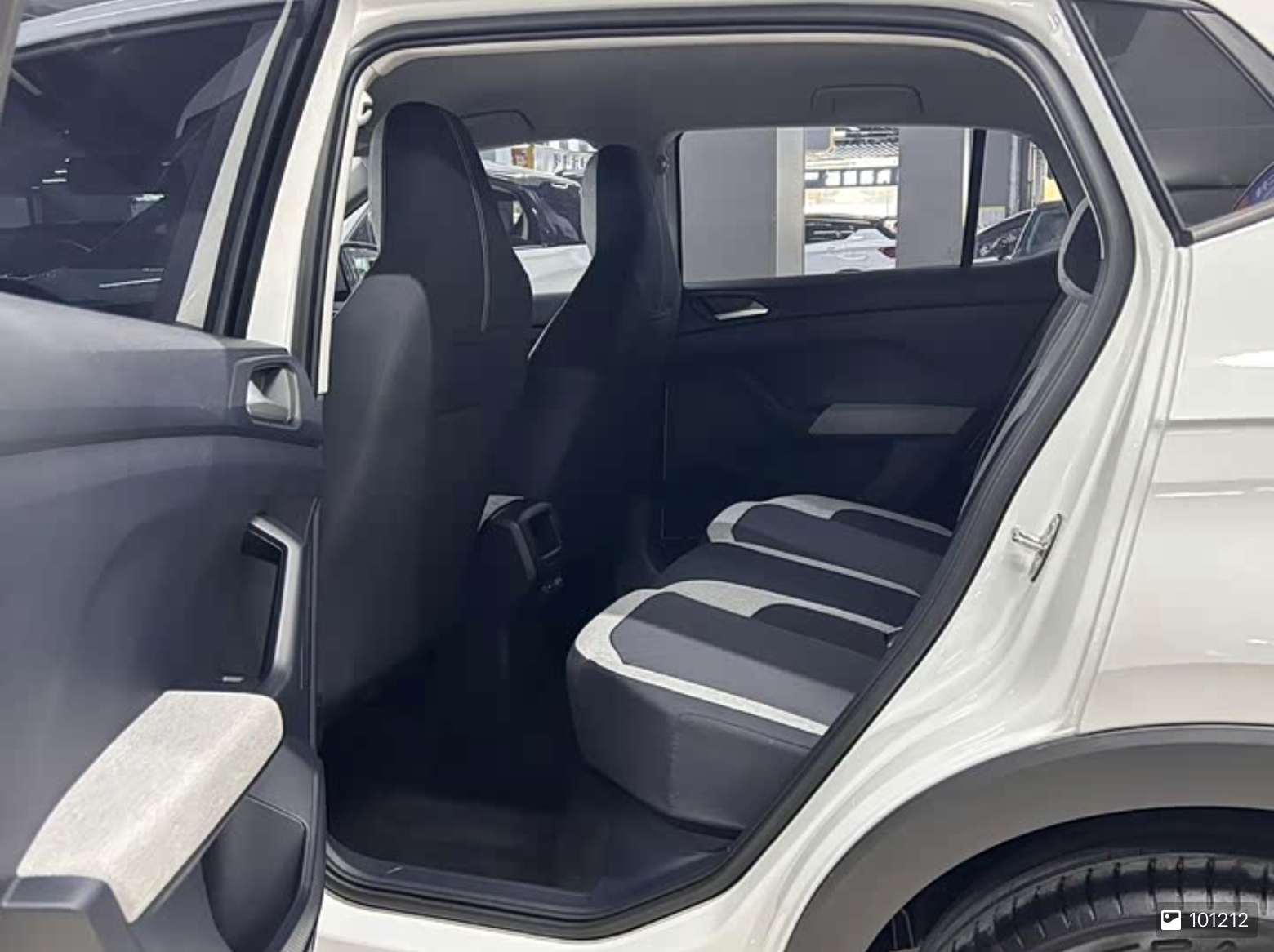 Volkswagen Tharu XR