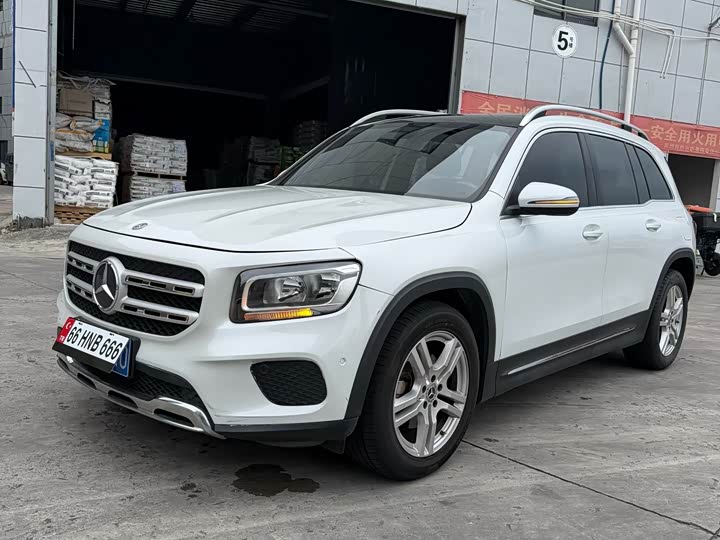 Mercedes-Benz GLB