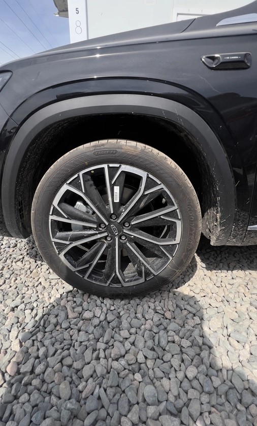 Geely Monjaro