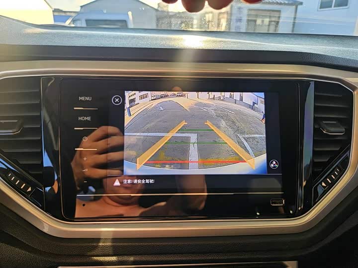 Volkswagen T-ROC 1 поколение
