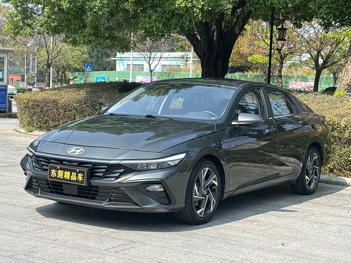 Hyundai Elantra