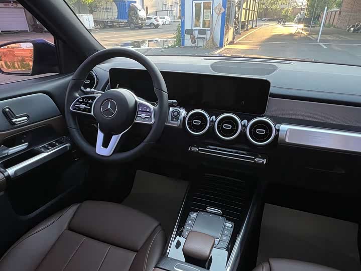Mercedes-Benz GLB