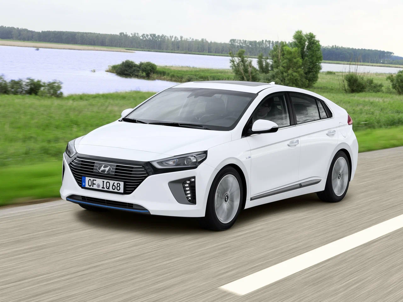 Hyundai Ioniq N 2016 года: Гибридный хэтчбек с пробегом 145 000 км за 3 260 000 ₽