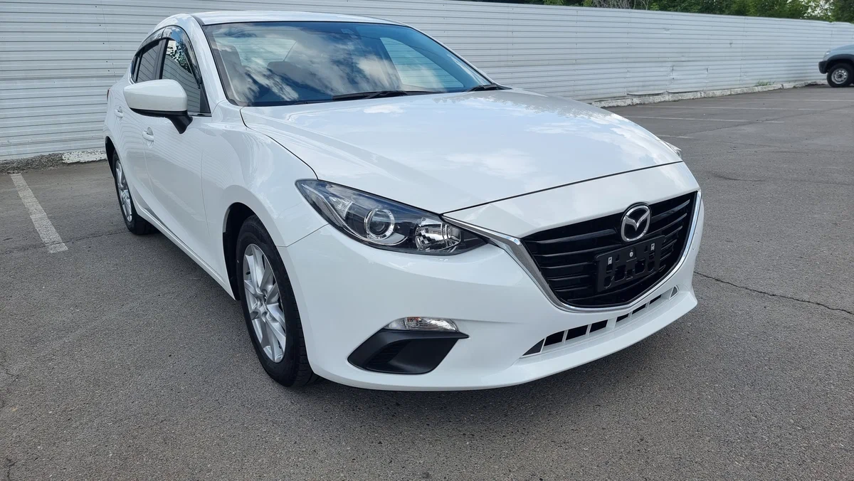 Mazda Axela 2015 года за 1,05 млн рублей: Японский драйв с независимой подвеской
