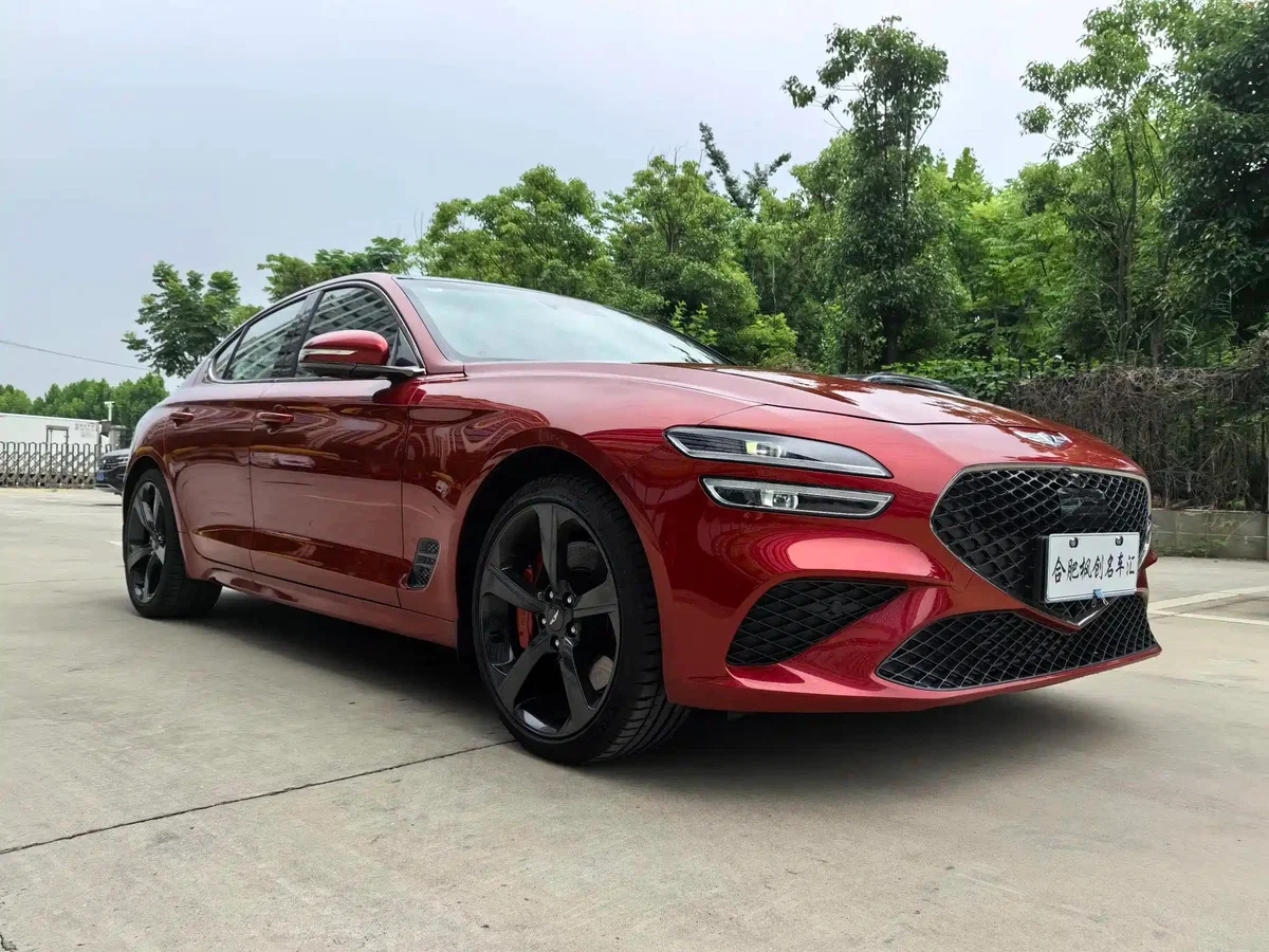 Genesis G70 2023 года за 4,6 млн рублей: Премиальный корейский спорт-седан с полным приводом