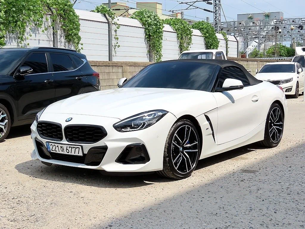 BMW Z4 sDrive20i M Sport 2021 года: Проходной родстер с драйвом и харизмой
