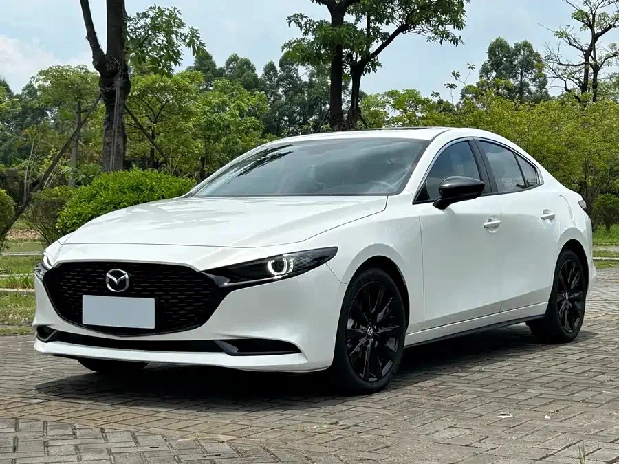 Mazda 3 2025 года за 2,1 млн рублей: Японский седан с атмосферным мотором и классическим автоматом
