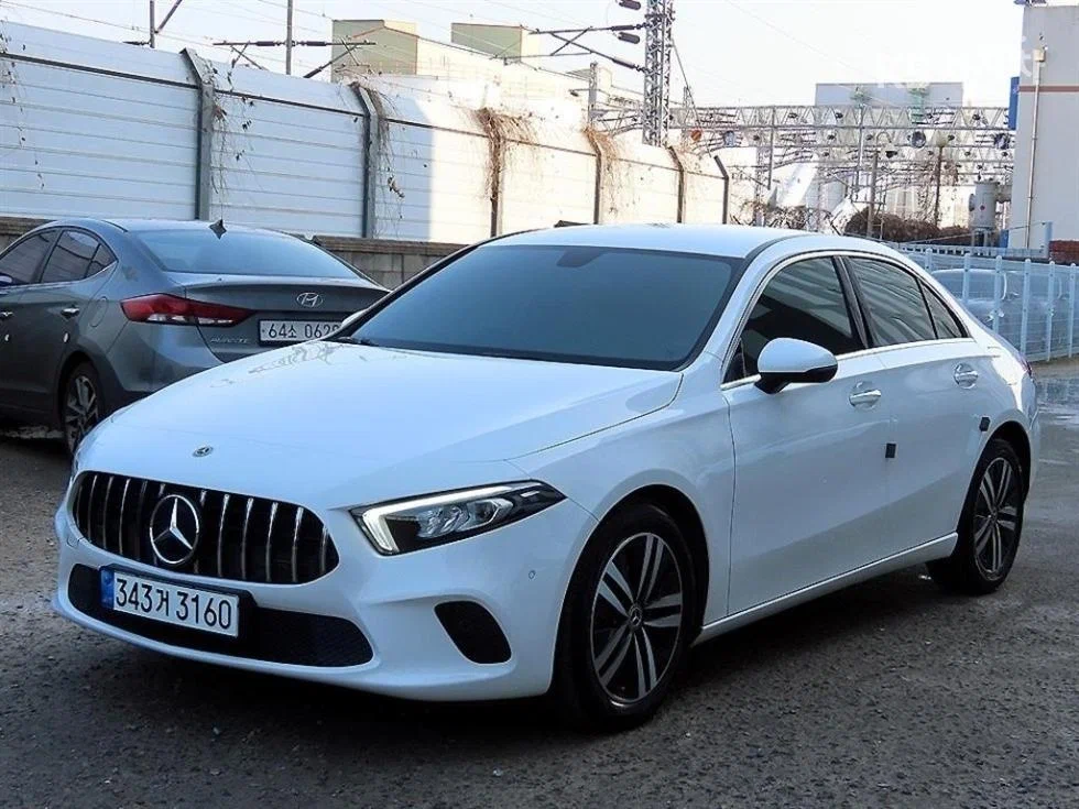 Mercedes-Benz A 200 d 2021 года за 2,3 млн рублей: Премиальный дизель в компактном формате