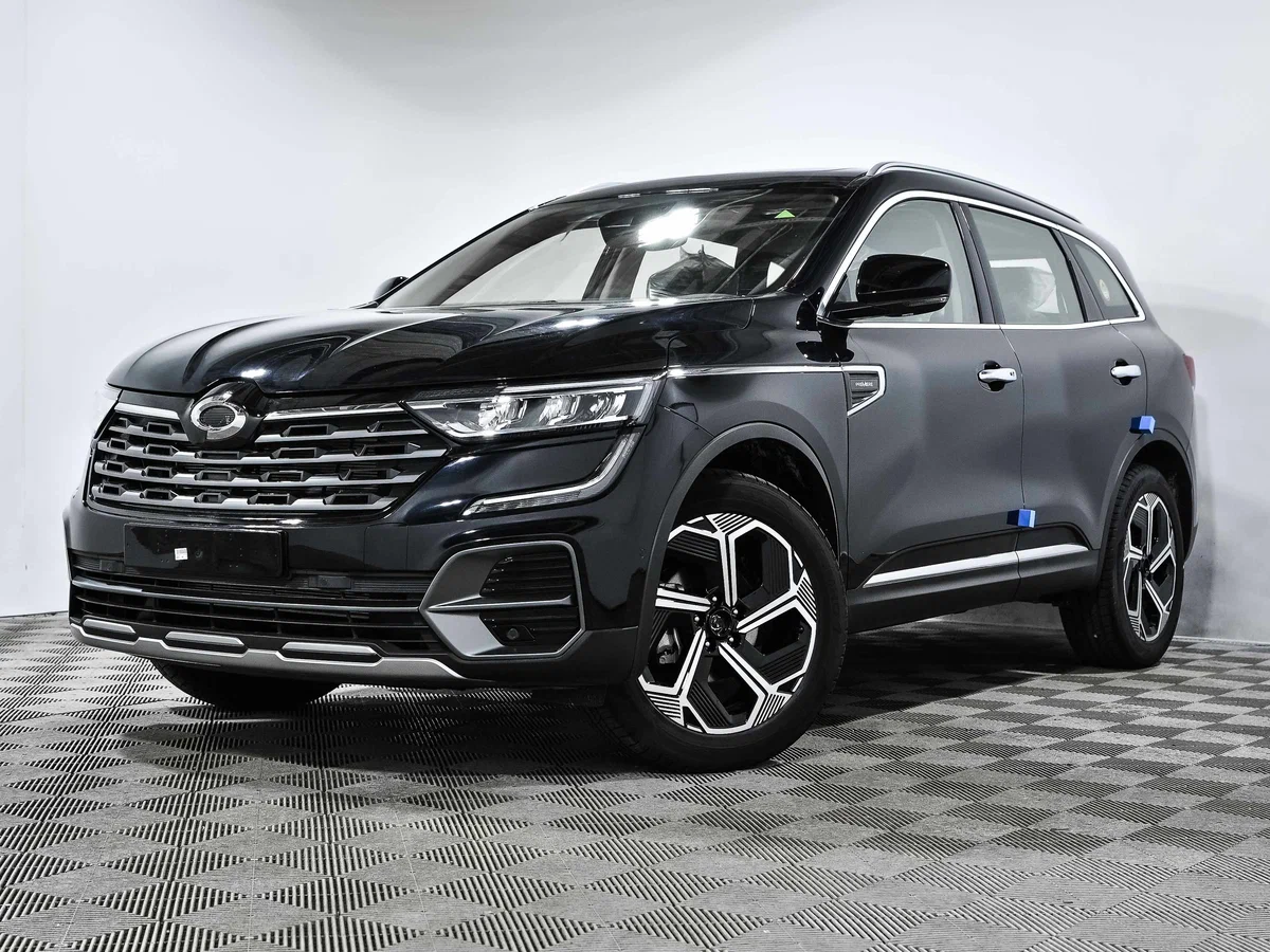 Renault Samsung QM6 2019 года: Просторный корейский кроссовер за 3 232 107 ₽