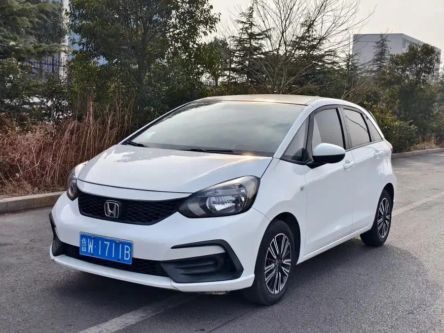 Honda Fit 2020 года за 1,2 млн рублей: Компактный японец с Magic Seats