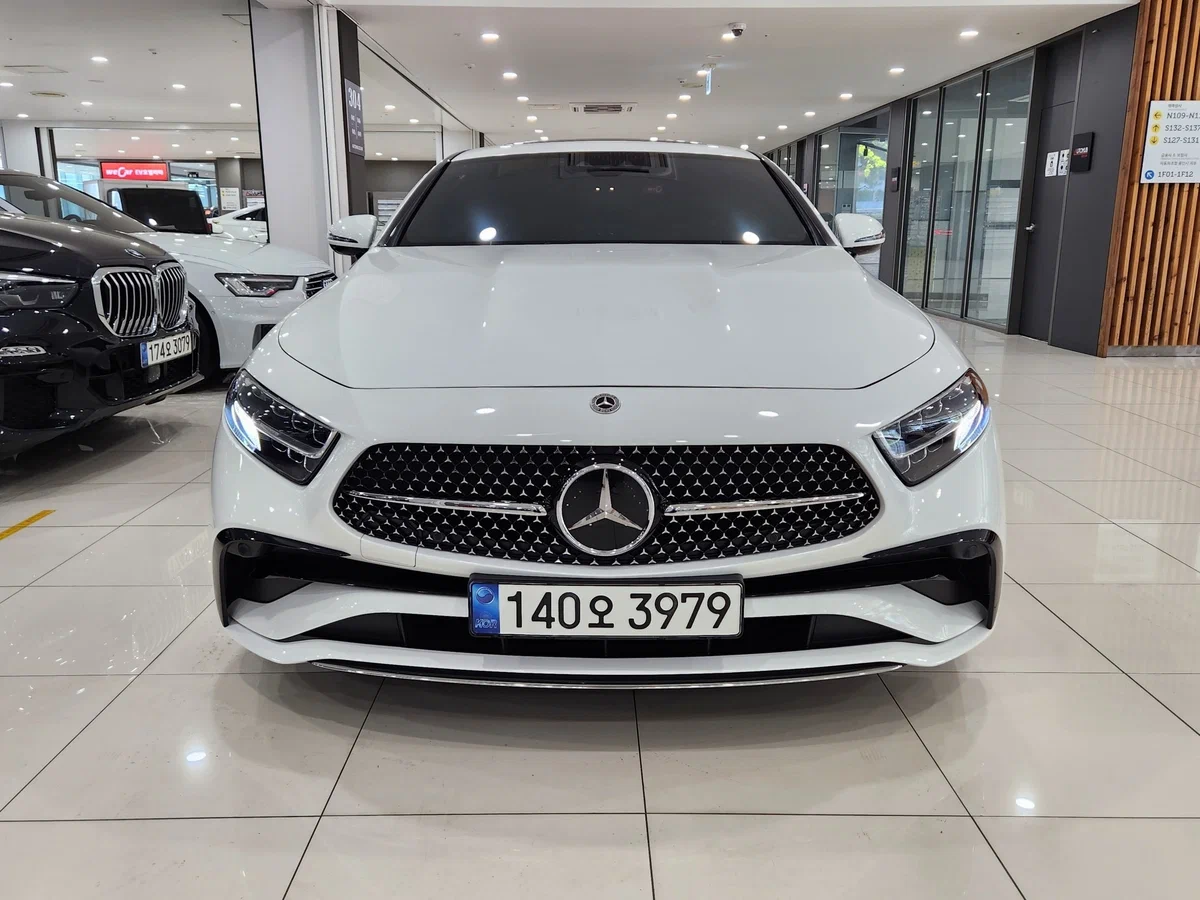 Mercedes-Benz CLS 300d 4MATIC 2022 года: Элегантное четырёхдверное купе с дизелем и полным приводом