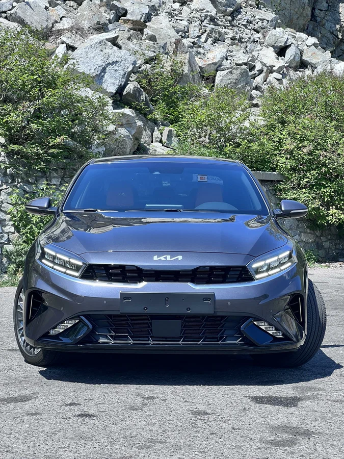 Новый KIA K3 в Новосибирске: Стильный седан по цене до 2 миллионов рублей
