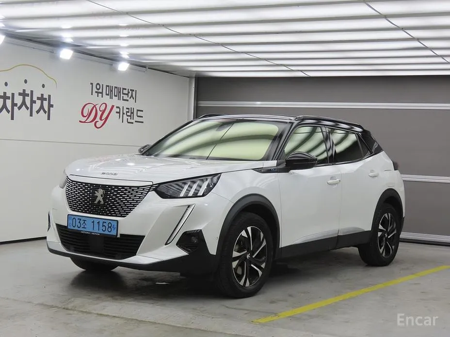 Peugeot 2008 EV GT 2022 года: Электрический компактный кроссовер на льготной растаможке